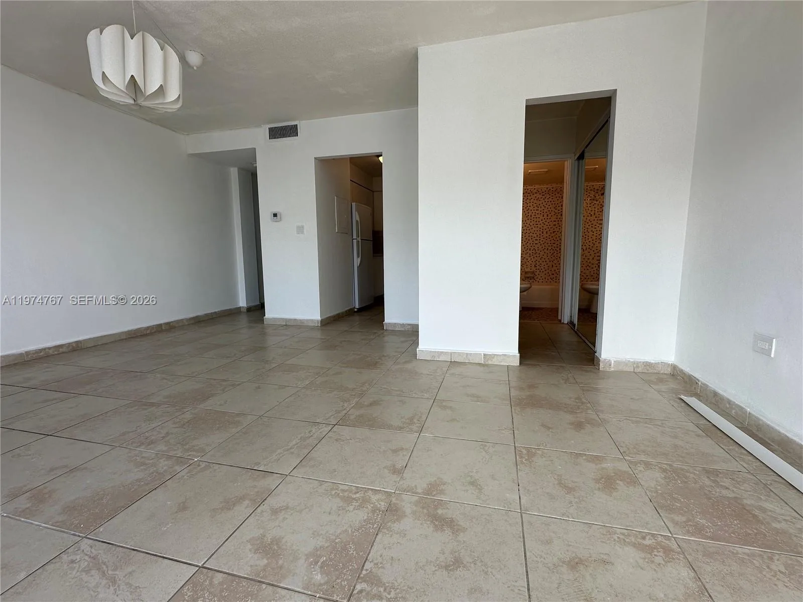 7545 E Treasure Dr # 9I, North Bay Village, FL 33141 photo 4