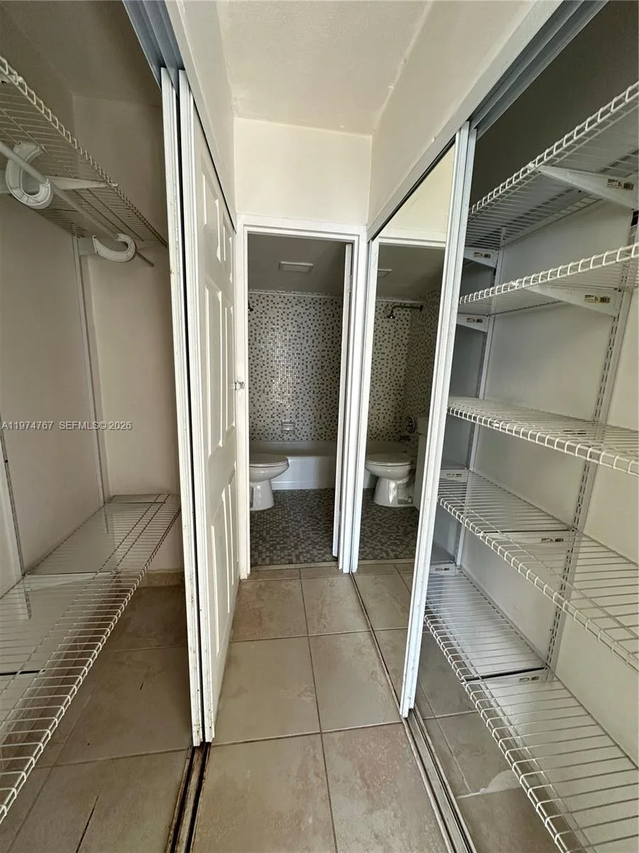 7545 E Treasure Dr # 9I, North Bay Village, FL 33141 photo 7
