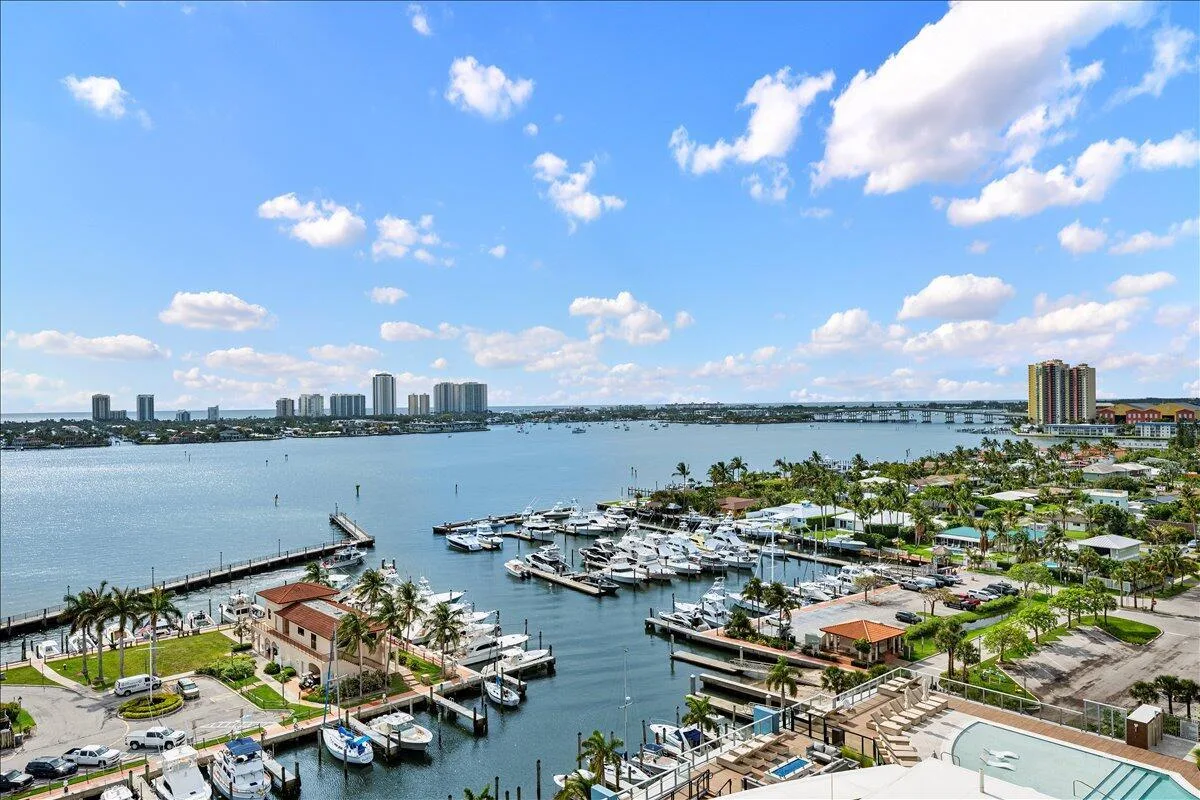 220 Lake Shore Drive # 1207, Lake Park, FL 33403