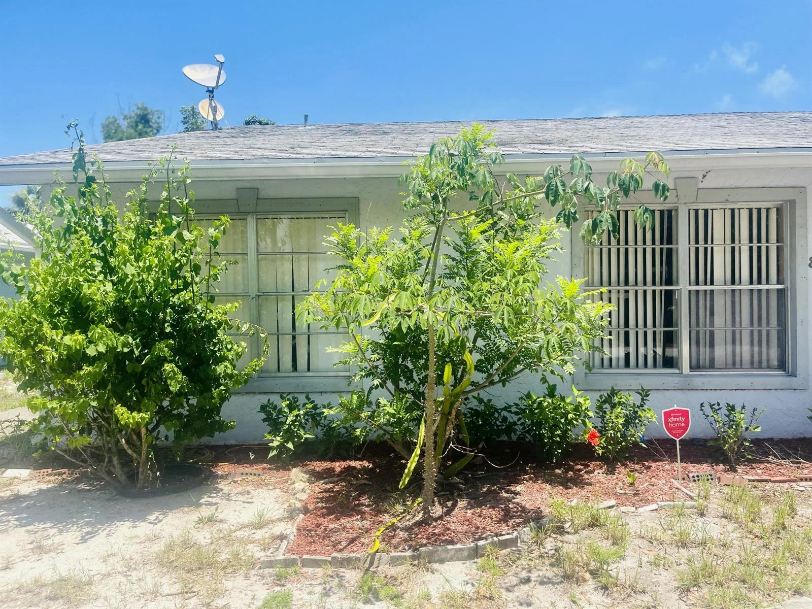 8905 SE Sandy Lane, Hobe Sound, FL 33455