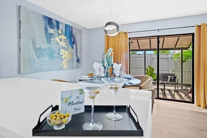 2015 NW 37th Terrace NW # 403, Lauderdale Lakes, FL 33311 photo 2