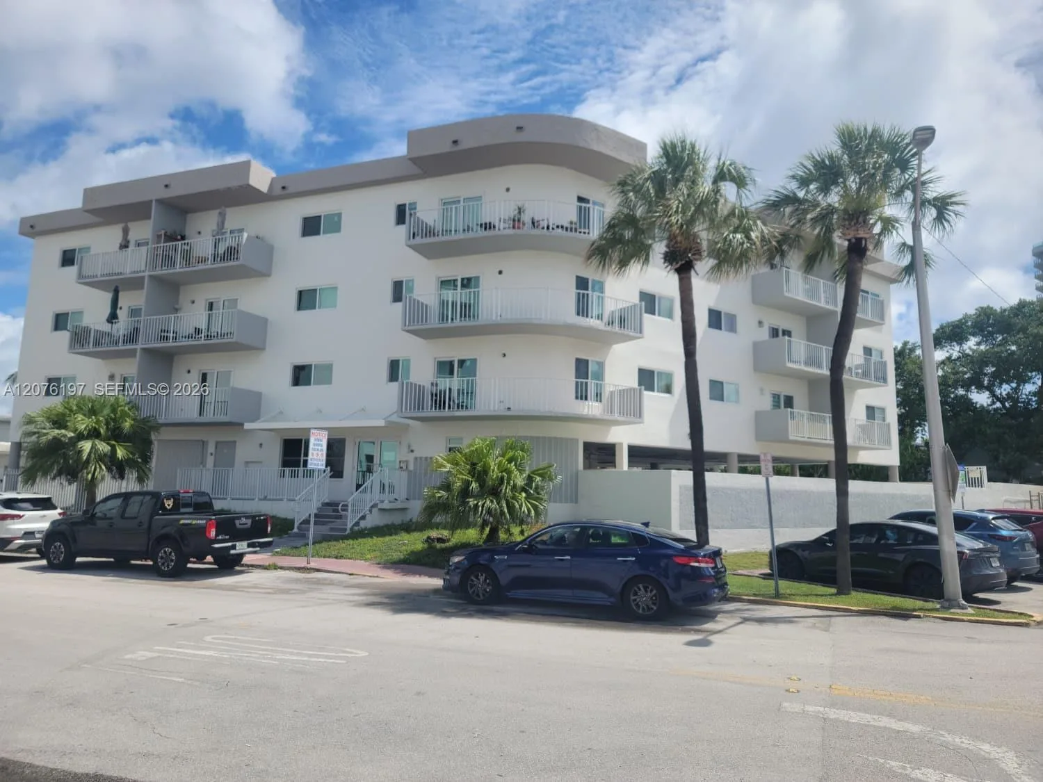 7125 Bonita Dr # 402, Miami Beach, FL 33141