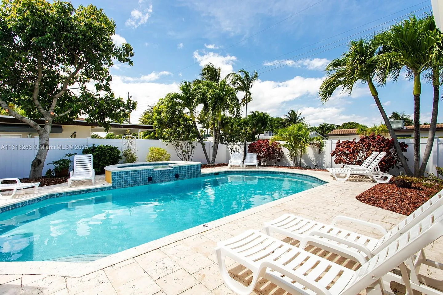 1311 Rodman St, Hollywood, FL 33019 photo 3