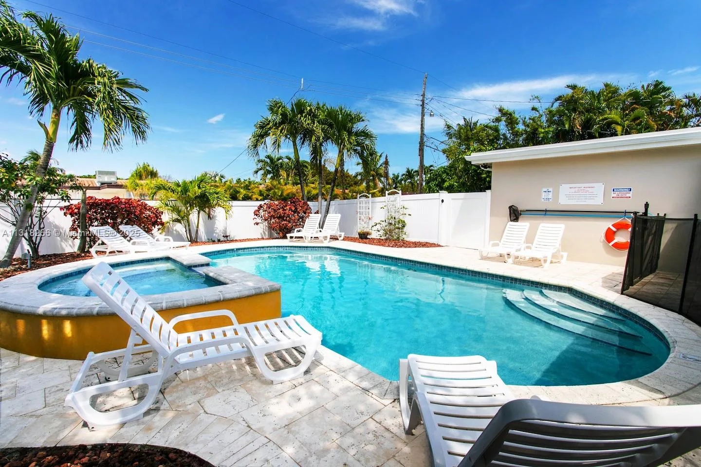 1311 Rodman St, Hollywood, FL 33019 photo 4