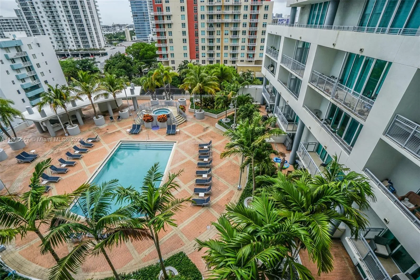 350 NE 24th St # 903, Miami, FL 33137 photo 3