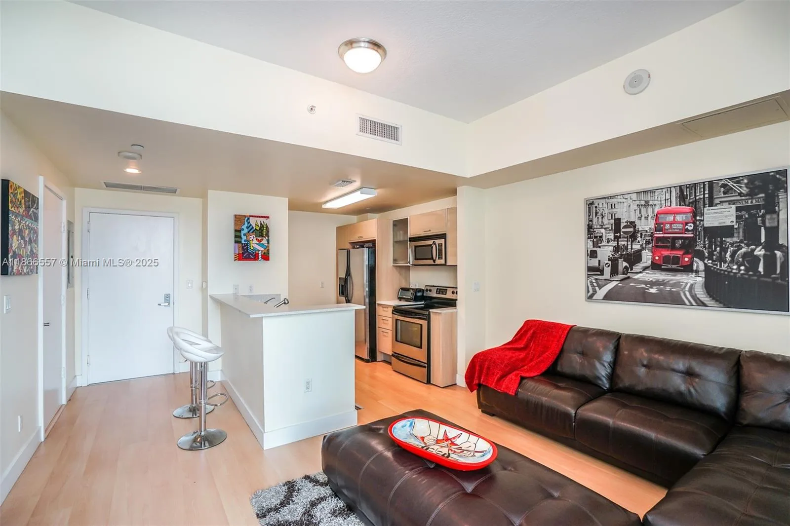 350 NE 24th St # 903, Miami, FL 33137 photo 5