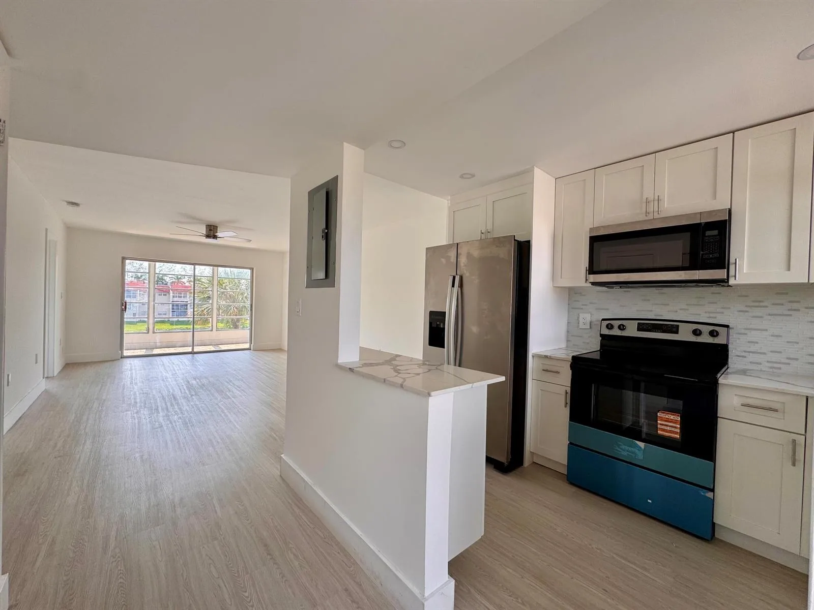 2831 E Sunrise Lakes Drive E # 311, Sunrise, FL 33322 photo 3