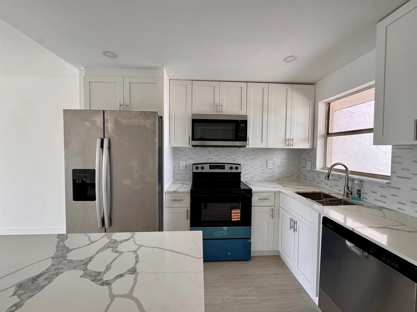 2831 E Sunrise Lakes Drive E # 311, Sunrise, FL 33322 photo 4