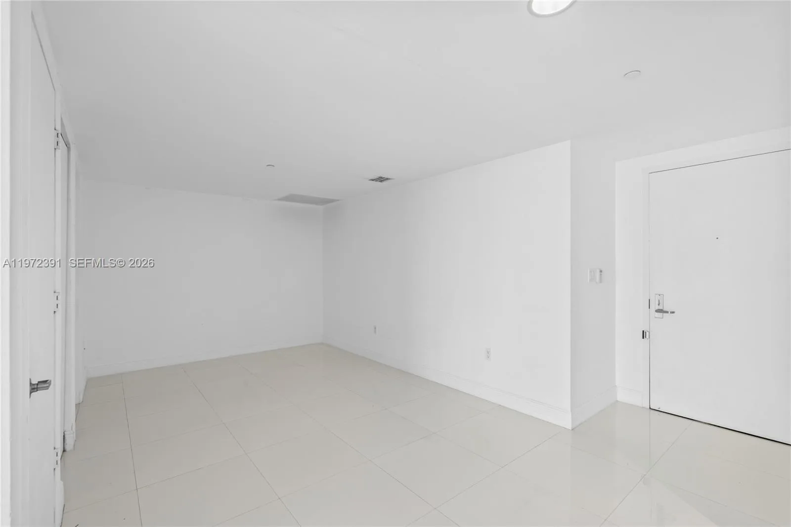 495 Brickell Ave # 4705, Miami, FL 33131 photo 10