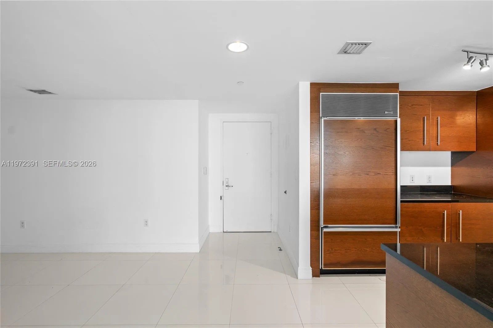 495 Brickell Ave # 4705, Miami, FL 33131 photo 13
