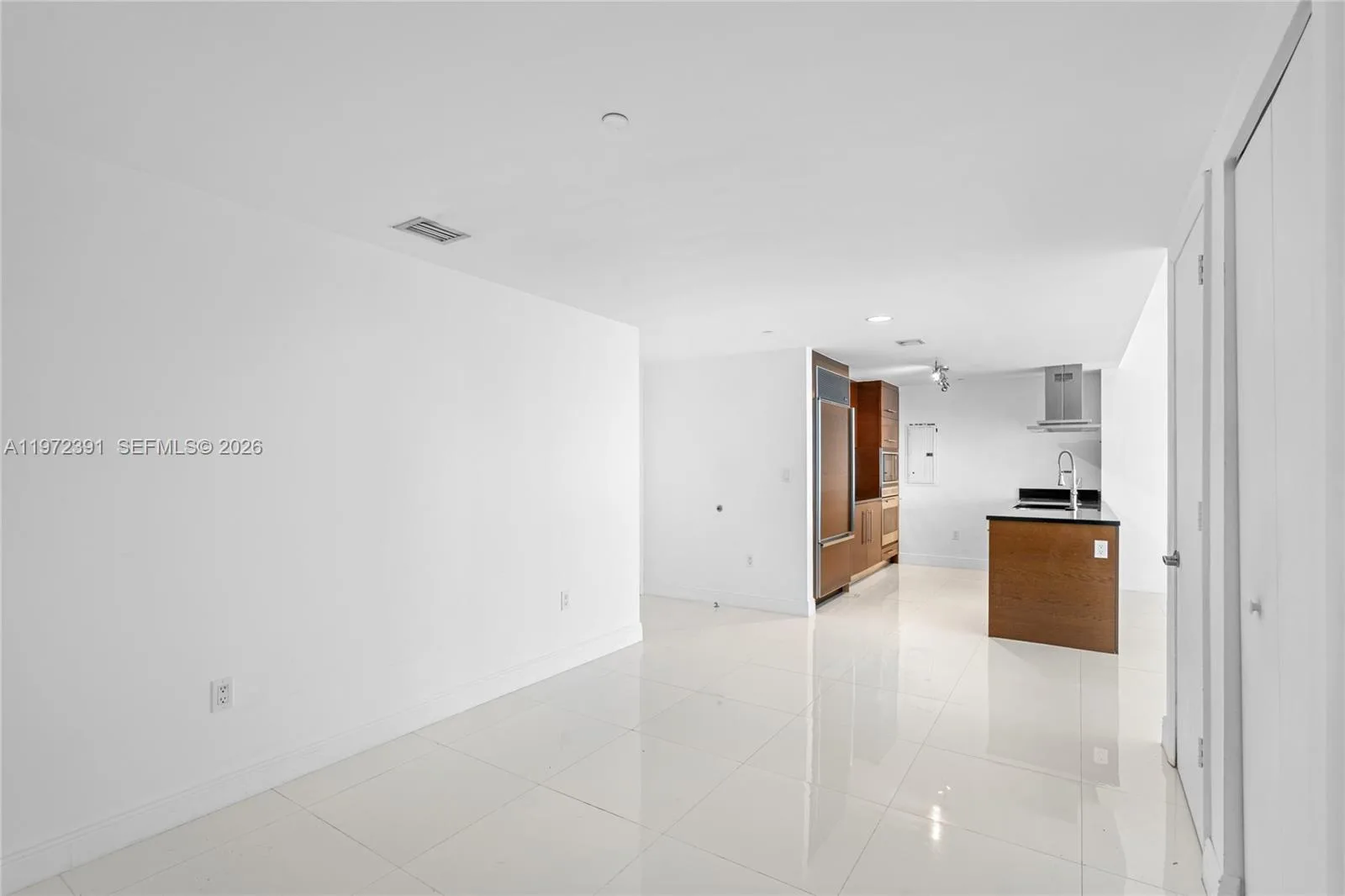 495 Brickell Ave # 4705, Miami, FL 33131 photo 9