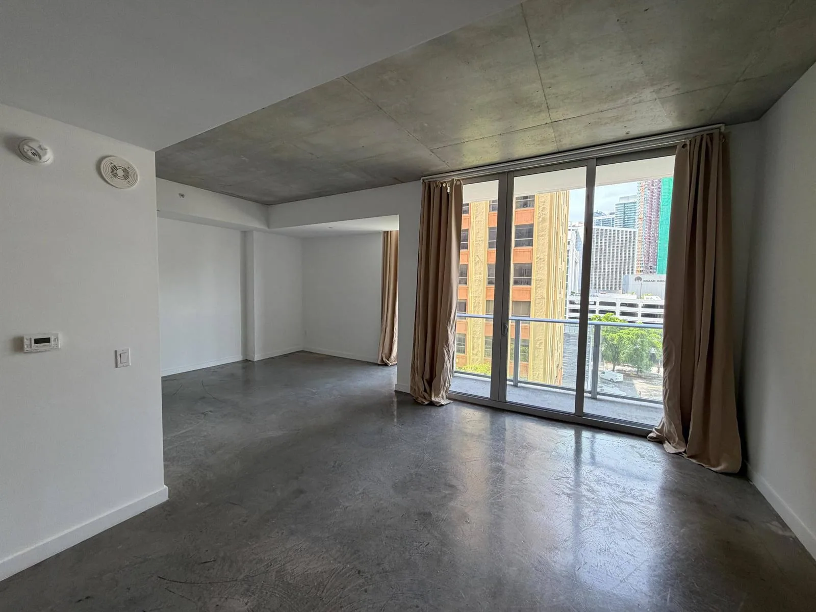 151 SE 1st Street # Unit 609, Miami, FL 33131 photo 5