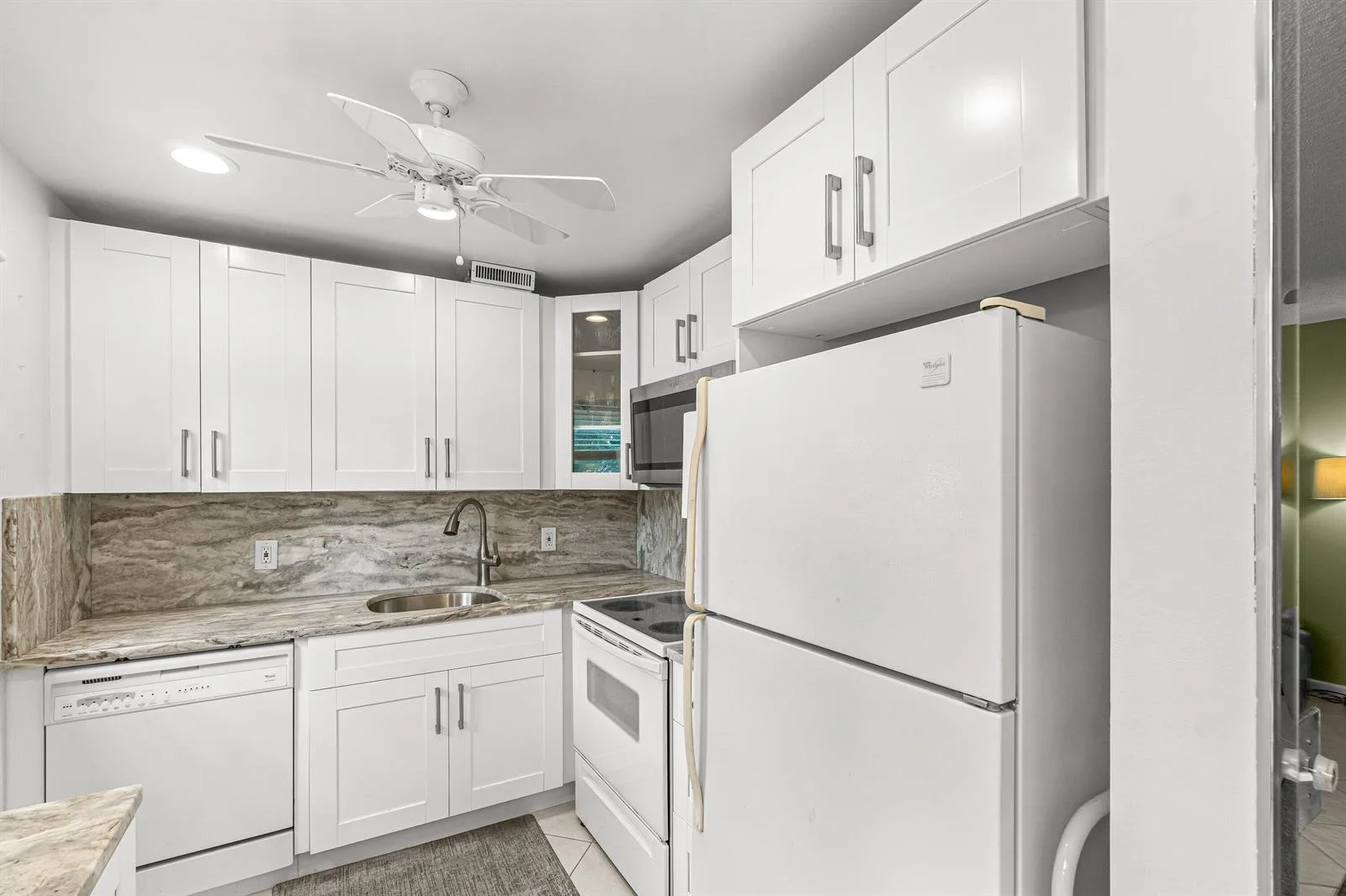 265 Newport R Drive # R, Deerfield Beach, FL 33442 photo 7