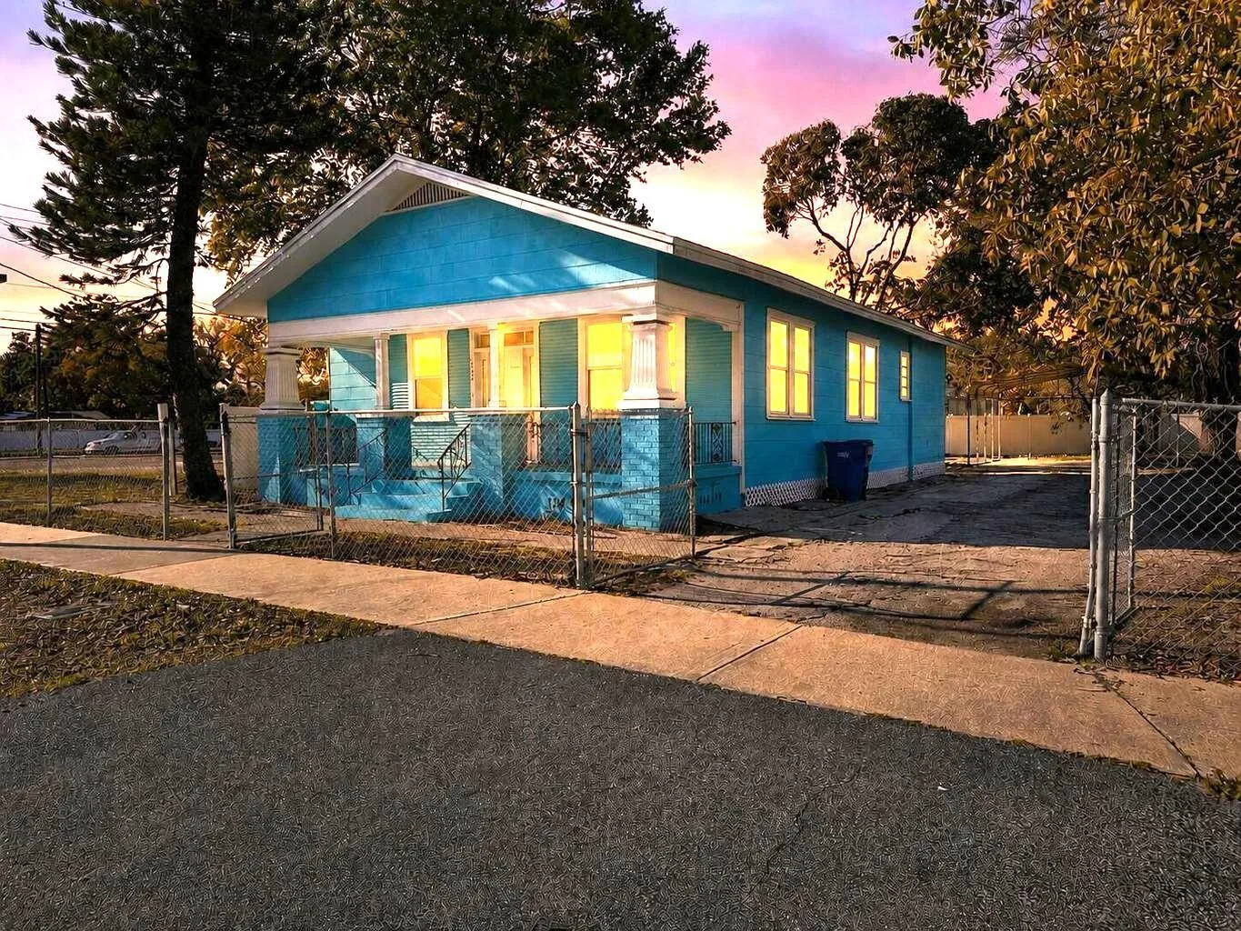1504 E 33RD Avenue, Tampa, FL 33610