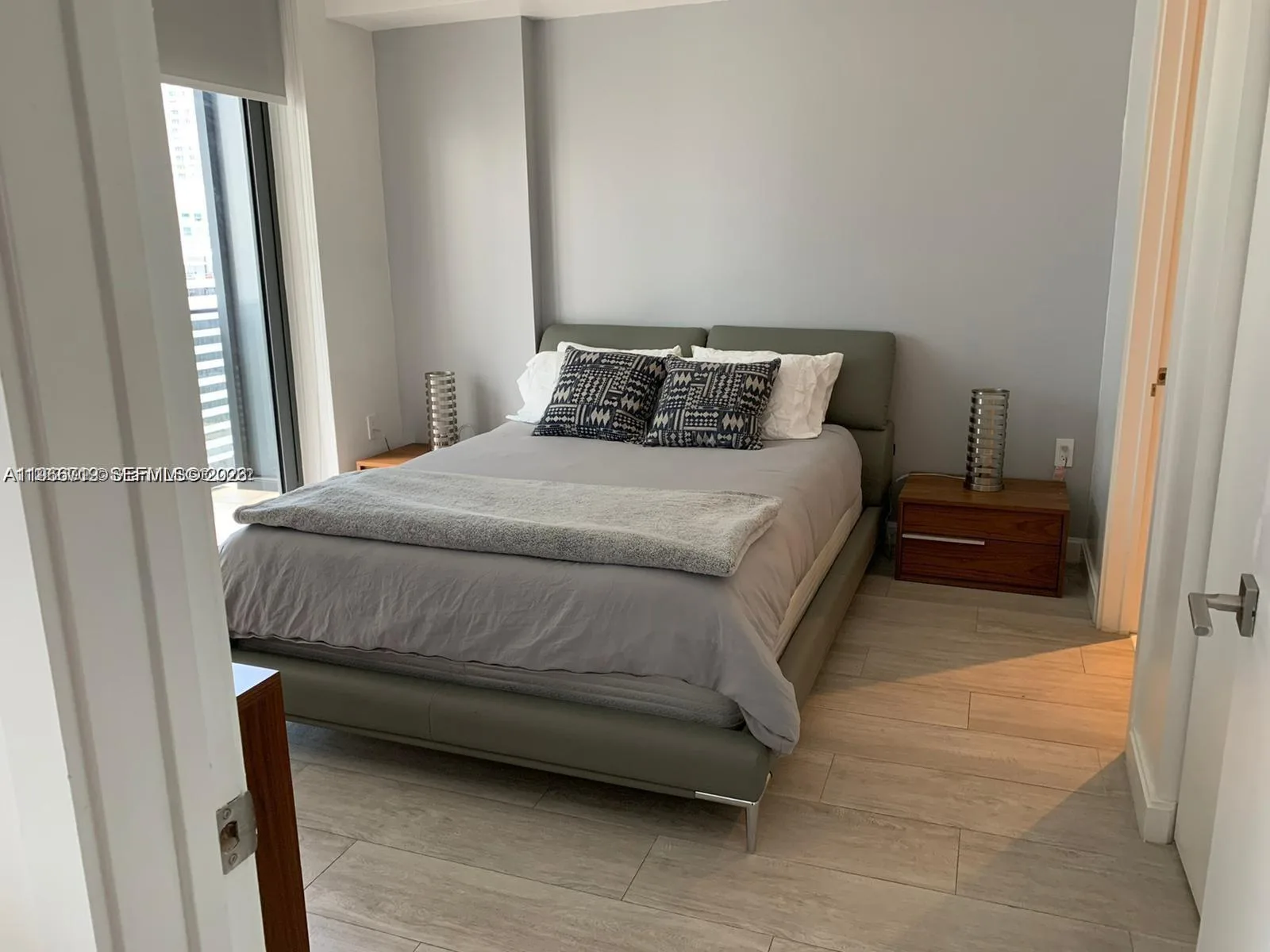 55 SW 9th St # 2307, Miami, FL 33130 photo 12