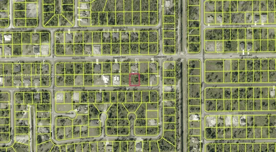 1047 Danforth St, Lehigh Acres, FL 33974 photo 3