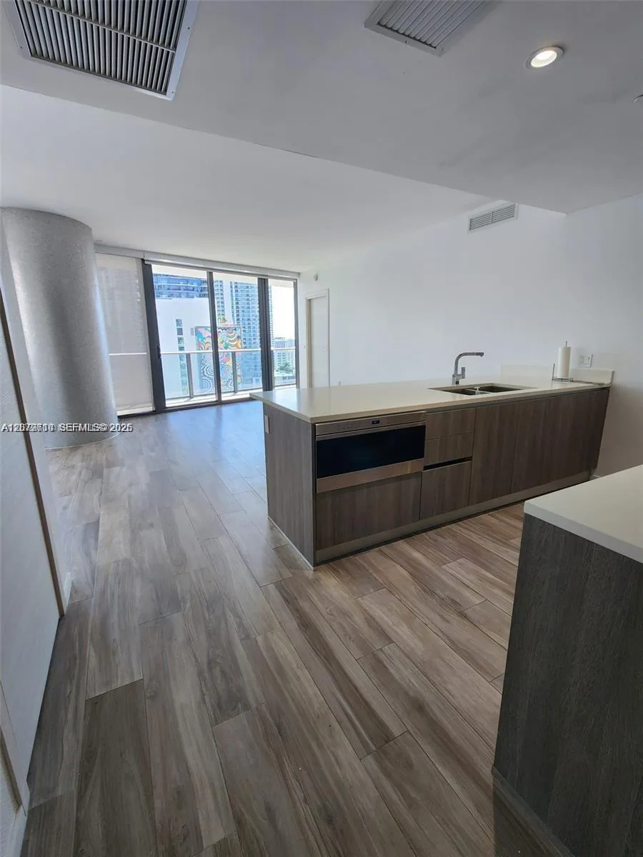 801 S Miami Ave # 1804, Miami, FL 33130 photo 6