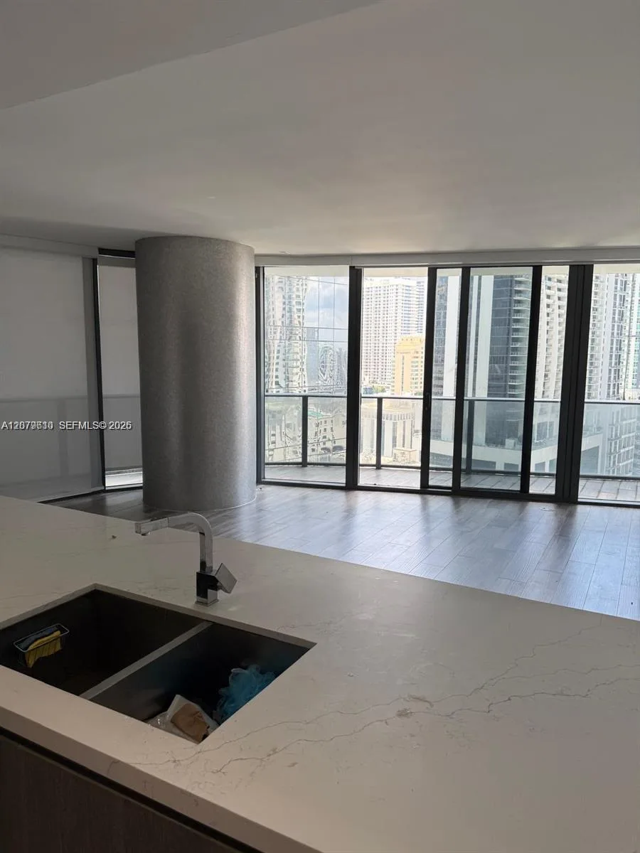 801 S Miami Ave # 1804, Miami, FL 33130 photo 9