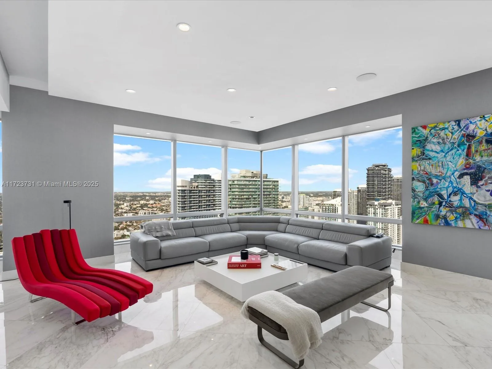 1425 Brickell Ave # 52BC, Miami, FL 33131 photo 2