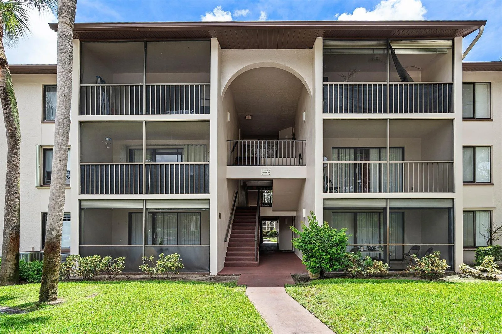 204 FOXTAIL Drive # F1, FL 33415 photo 2
