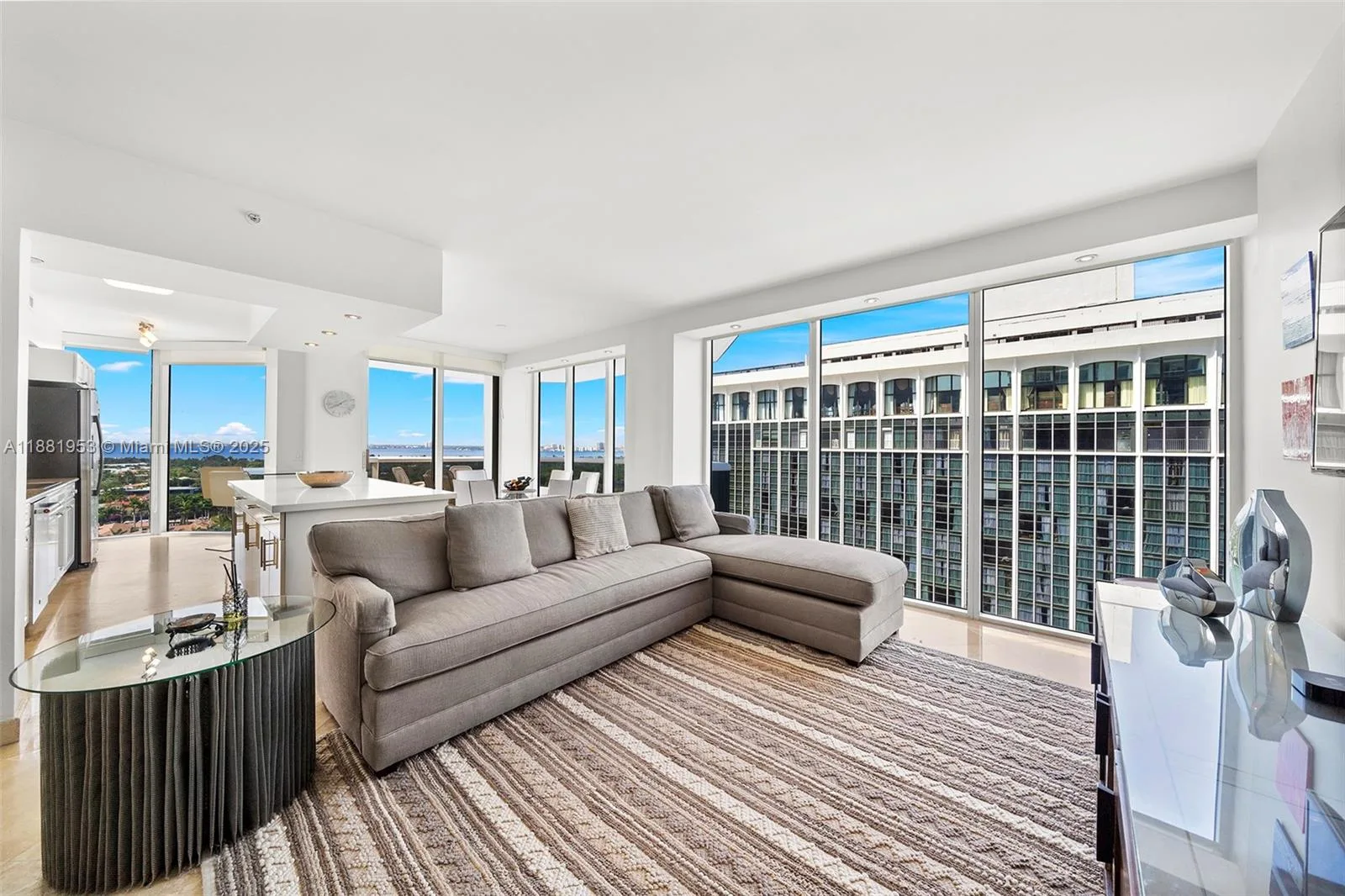 4779 Collins Ave # 1707, Miami Beach, FL 33140 photo 3