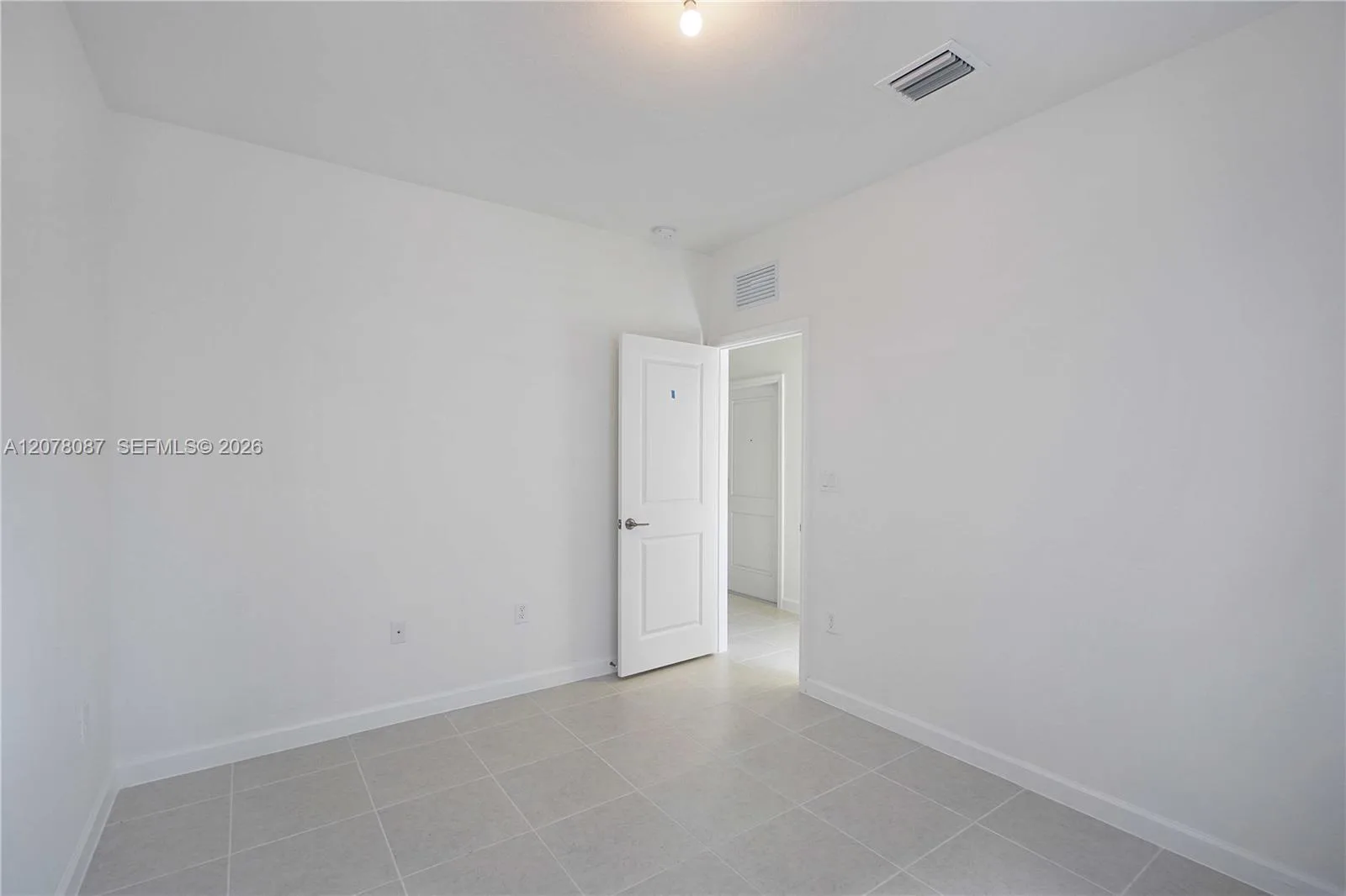 18672 SW 136TH CT, Kendall, FL 33177 photo 5