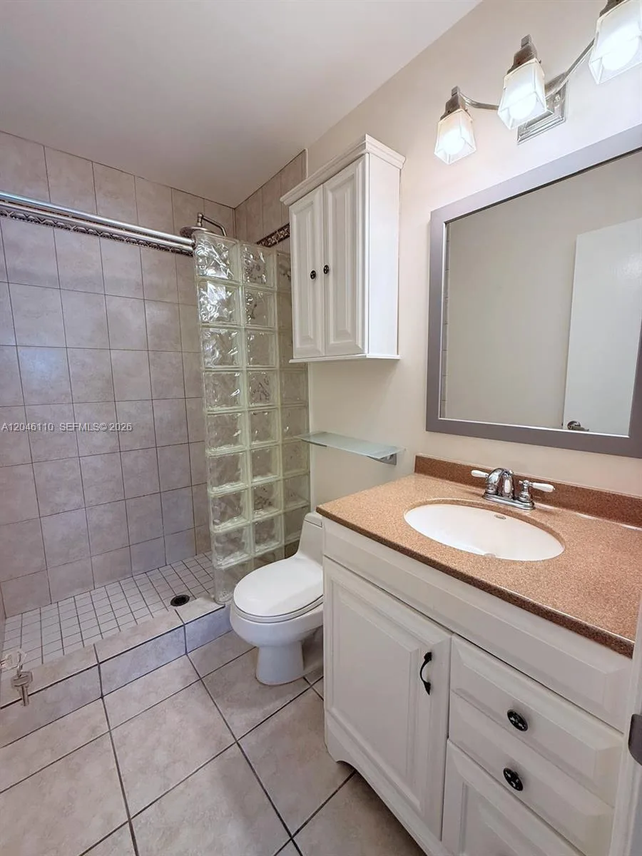2832 Fillmore St # 20, Hollywood, FL 33020 photo 11
