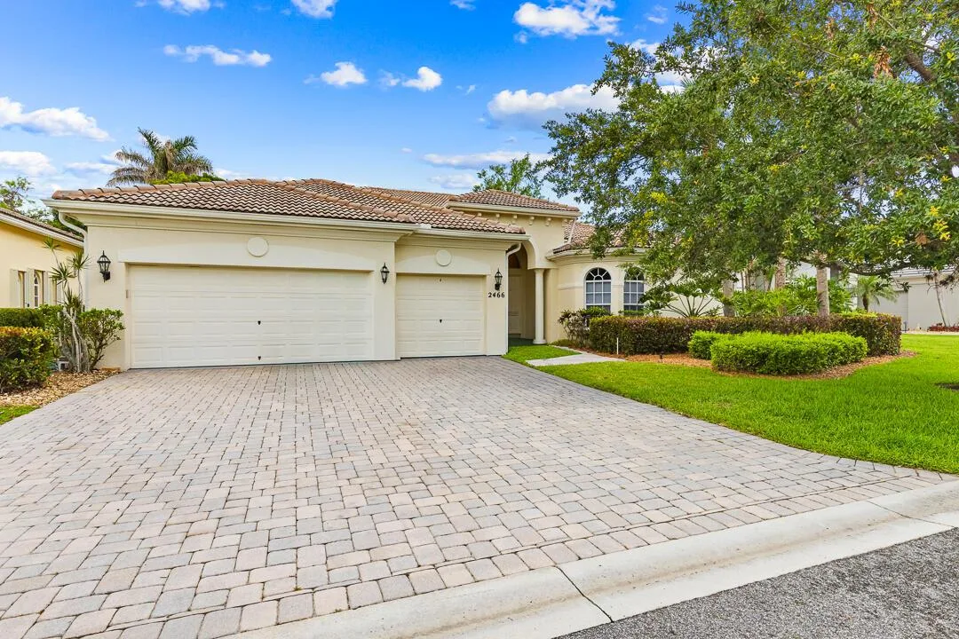 2466 SW Bridgeview Terrace, Palm City, FL 34990 photo 2