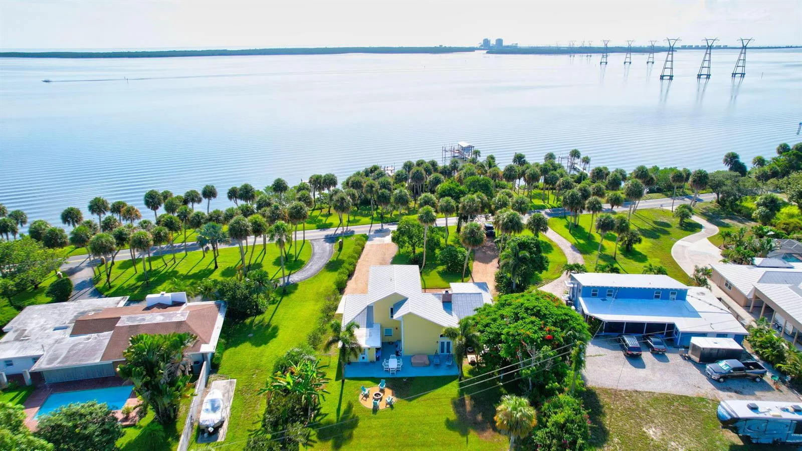 7501 S Indian River Drive, Fort Pierce, FL 34982 photo 6