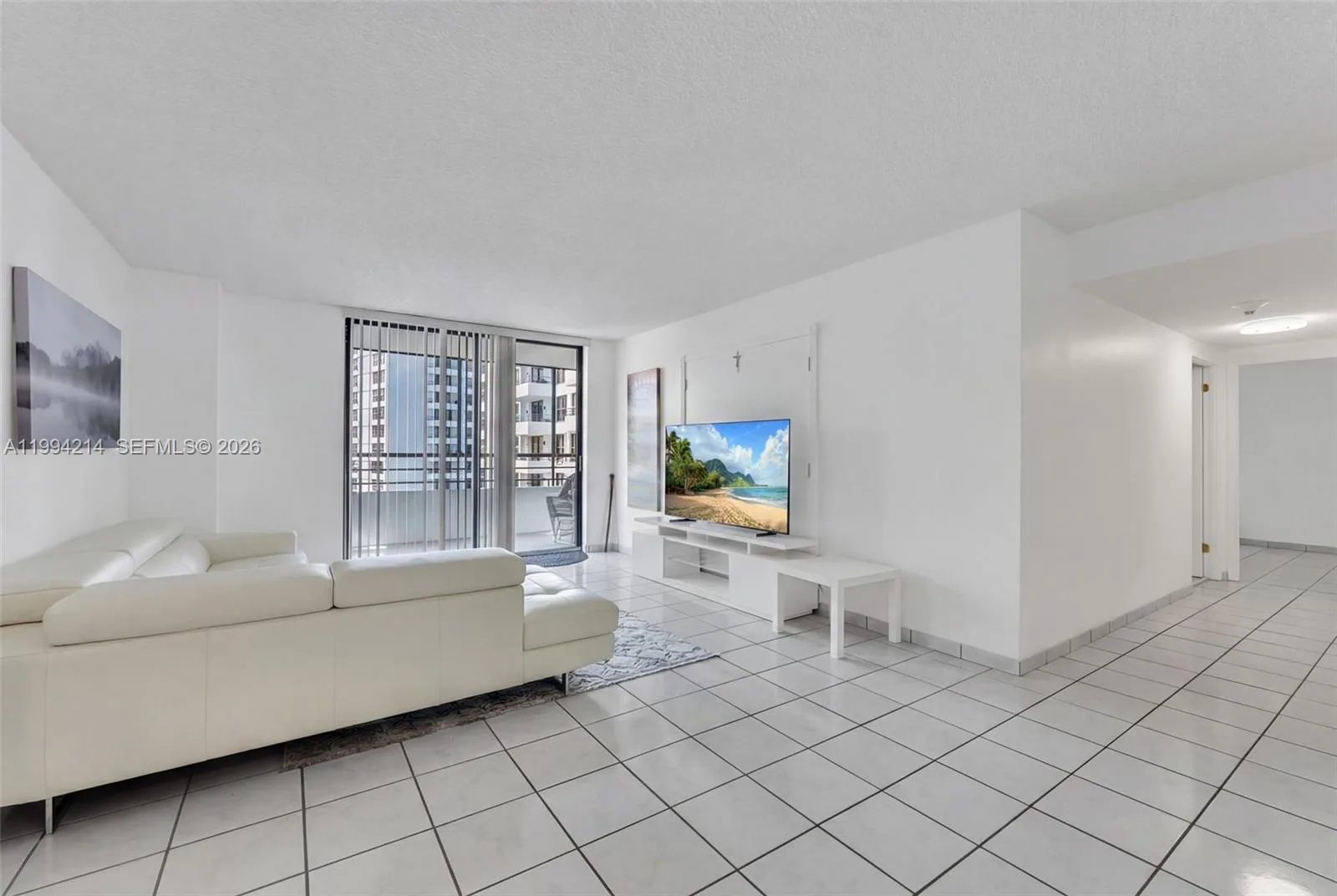 2500 PARKVIEW DR # 1418, Hallandale Beach, FL 33009 photo 9