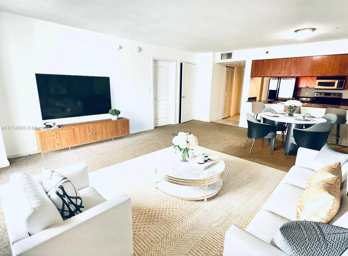 1200 Brickell Bay Dr # 2514, Miami, FL 33131 photo 13