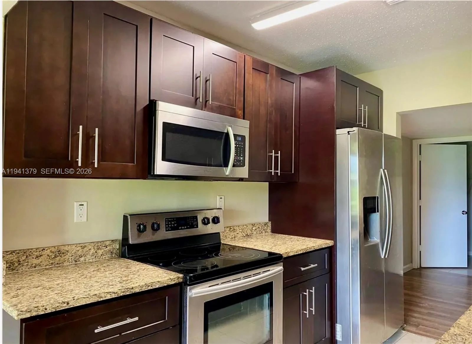 6105 Royal Poinciana Ln, Tamarac, FL 33319 photo 11
