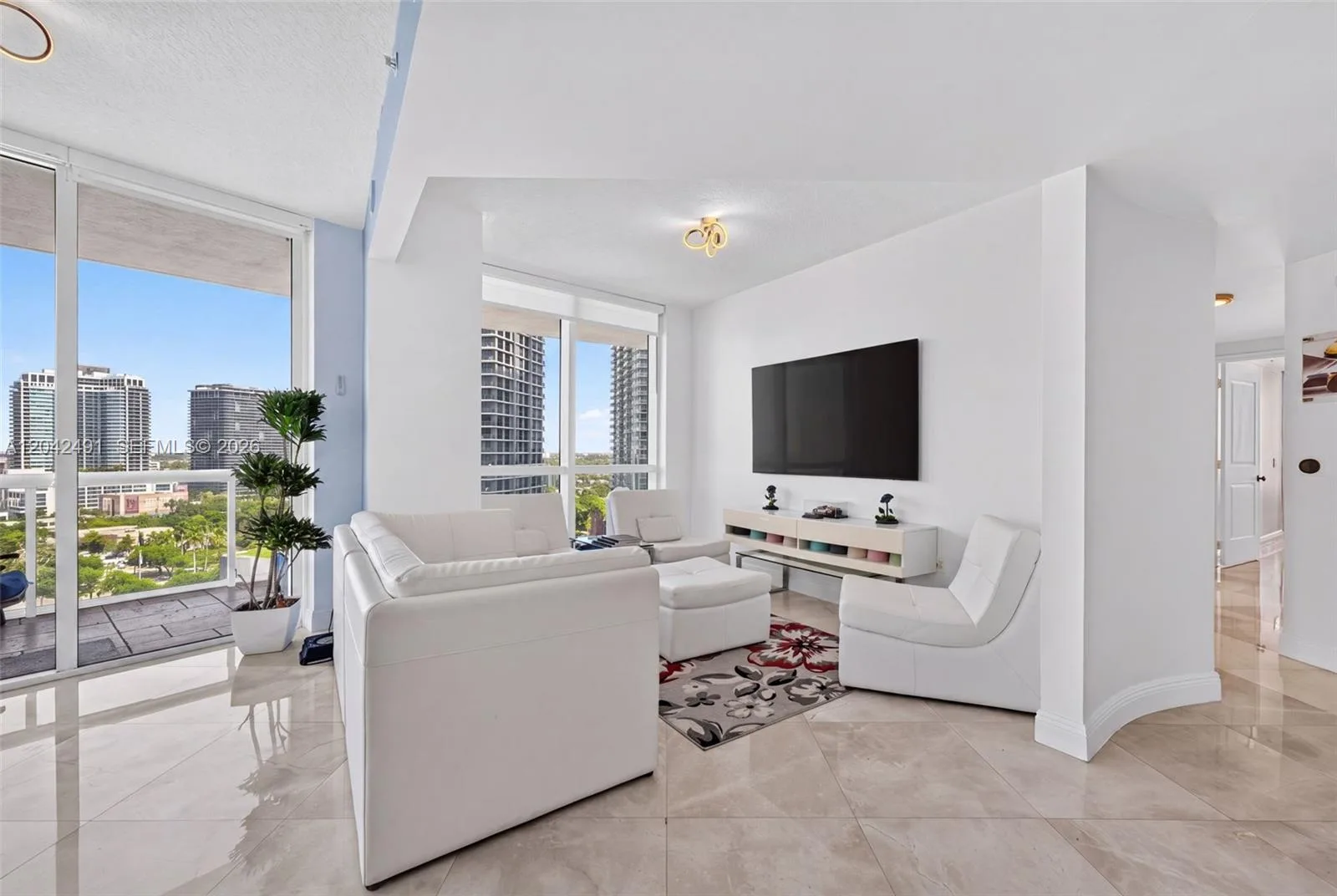 480 NE 30th St # 1807, Miami, FL 33137 photo 6