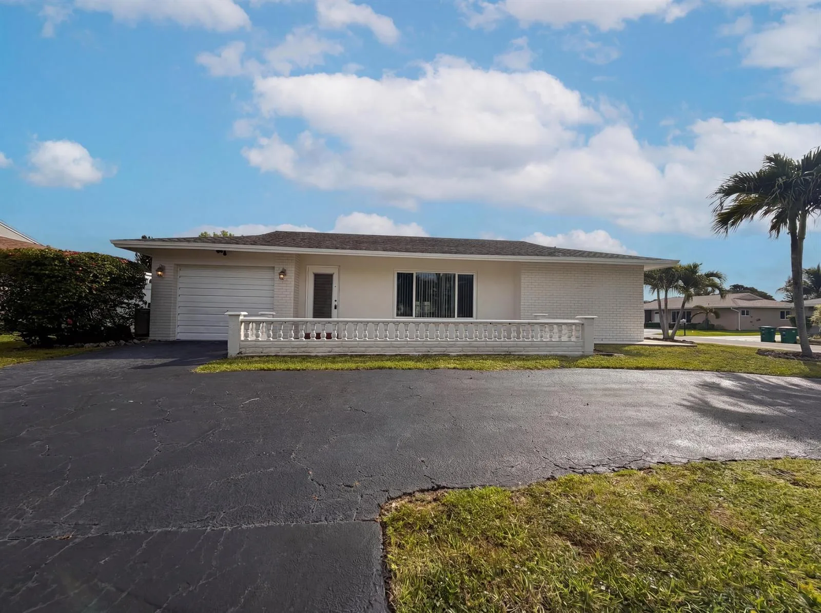 9605 NW 81st, Tamarac, FL 33321