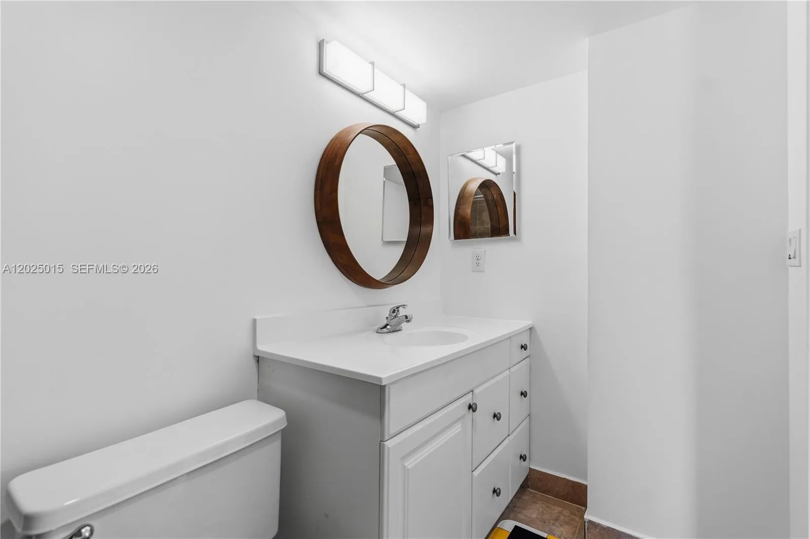3625 N Country Club Dr # 402, Aventura, FL 33180 photo 10