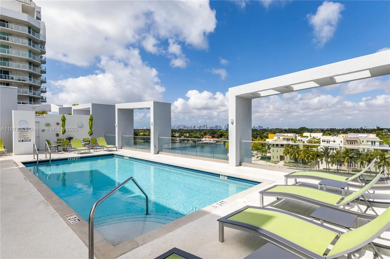 5970 INDIAN CREEK DR # 405, Miami Beach, FL 33140