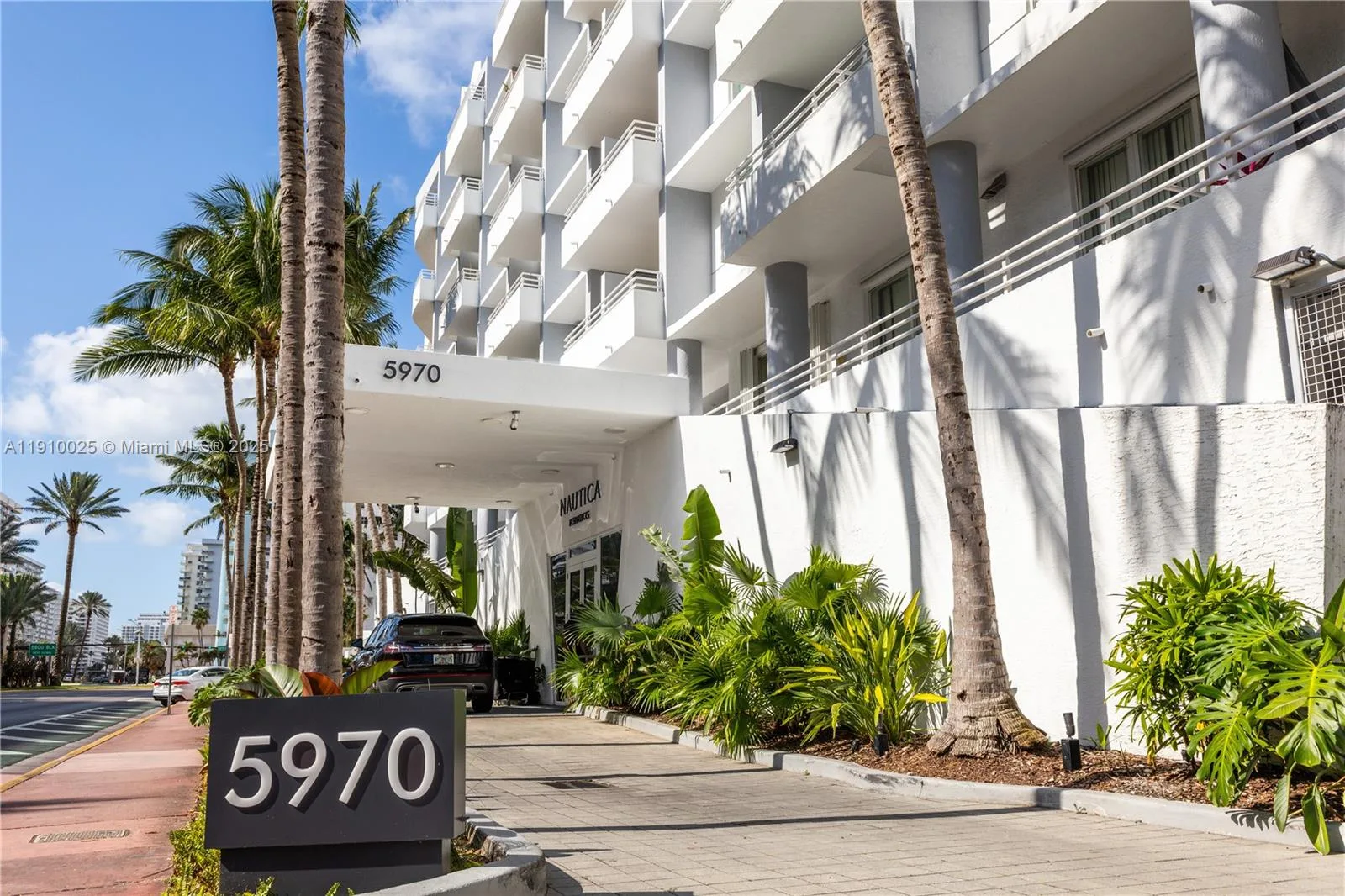 5970 INDIAN CREEK DR # 405, Miami Beach, FL 33140 photo 2