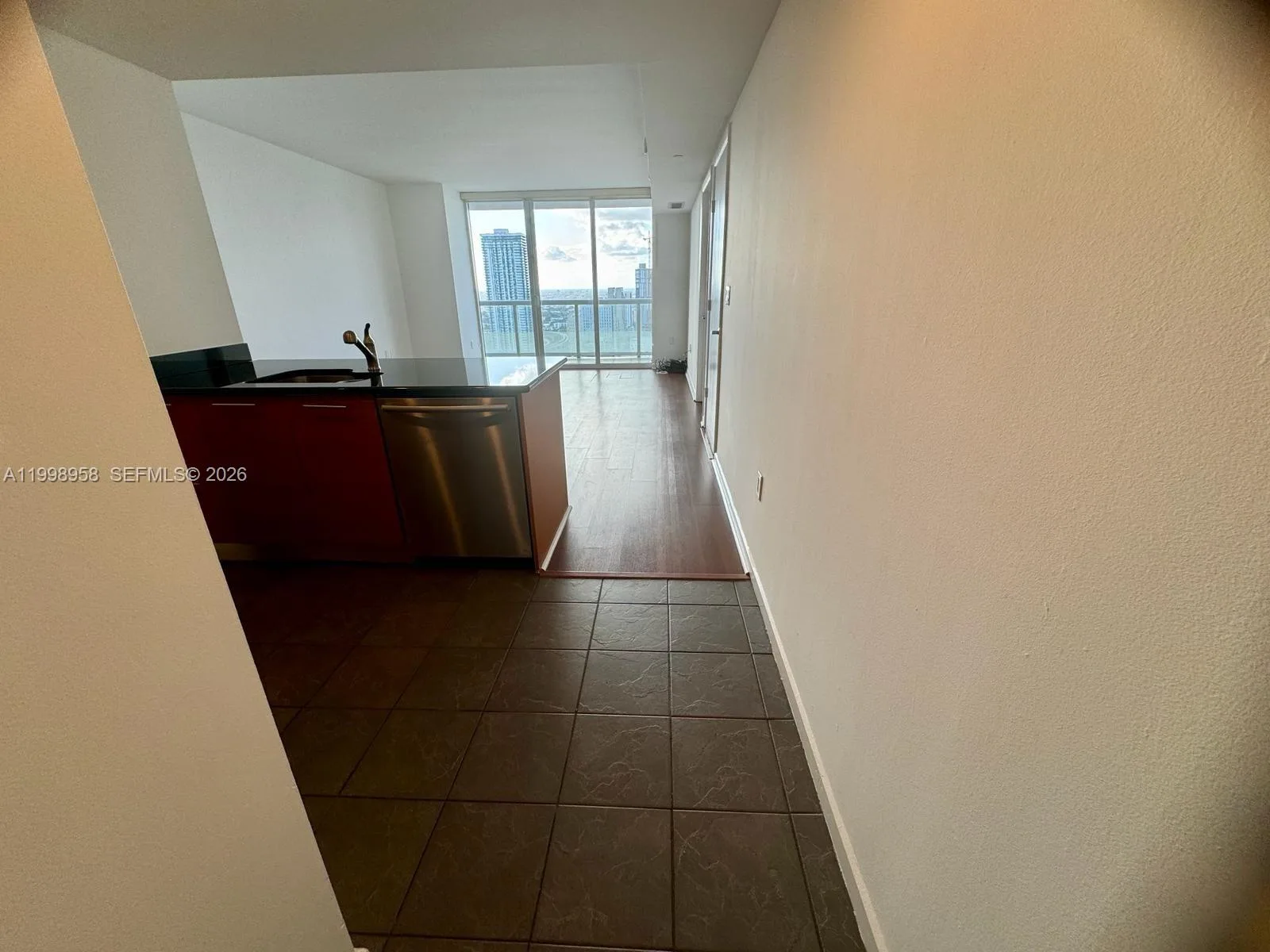 50 BISCAYNE Blvd # 3807, Miami, FL 33132 photo 2