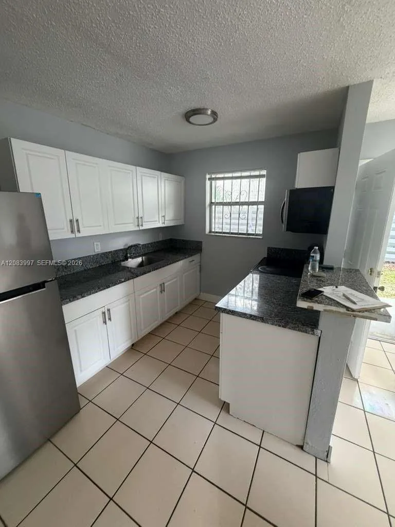 1330 NE 127th St # 5, North Miami, FL 33161