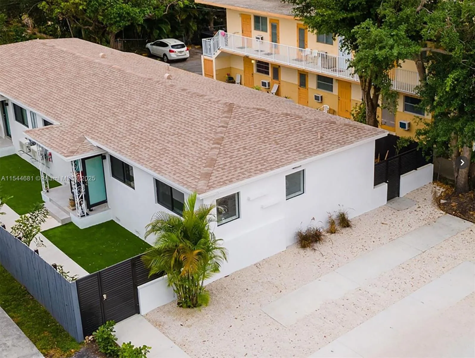 740 SW 9th St # 1, Miami, FL 33130