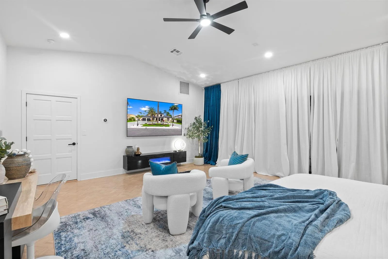 516 Royal Plaza Drive, Fort Lauderdale, FL 33301 photo 13