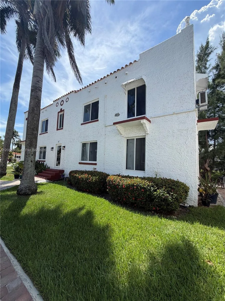 817 Tyler St # 11, Hollywood, FL 33019