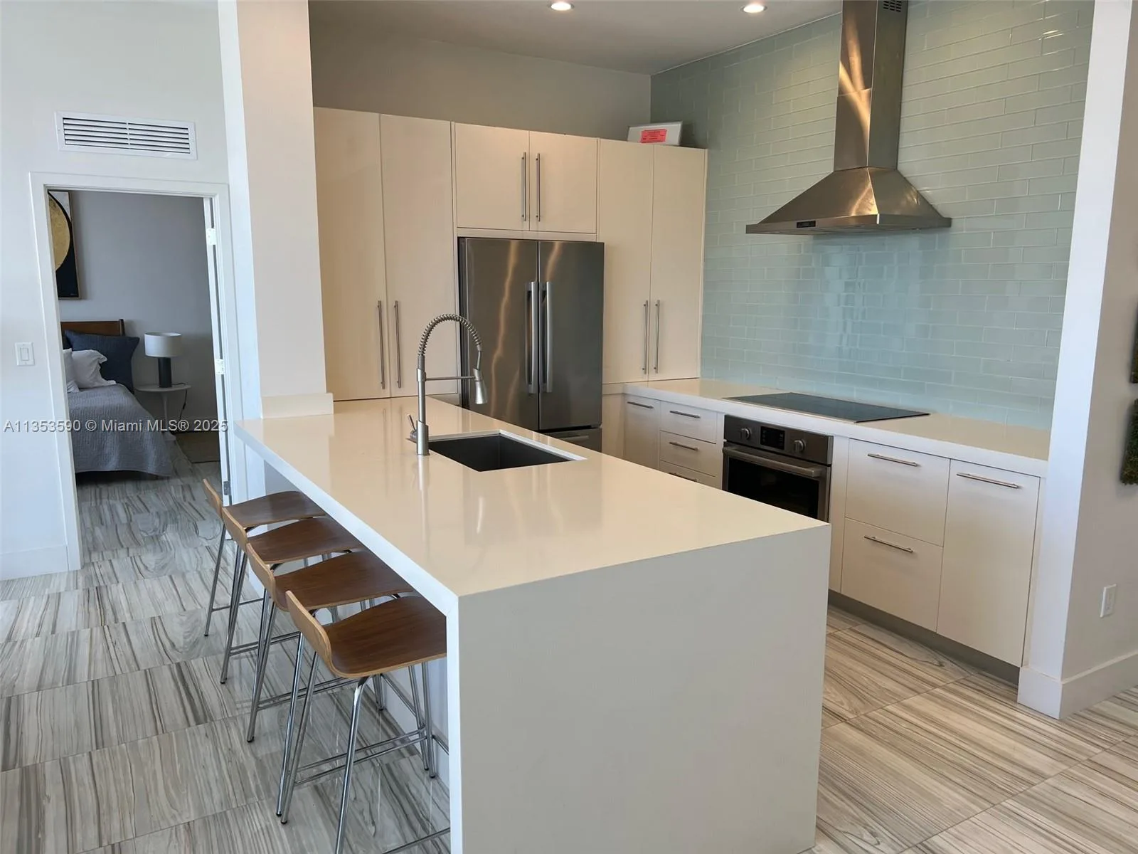 100 Lincoln Rd # PH9, Miami Beach, FL 33139 photo 11
