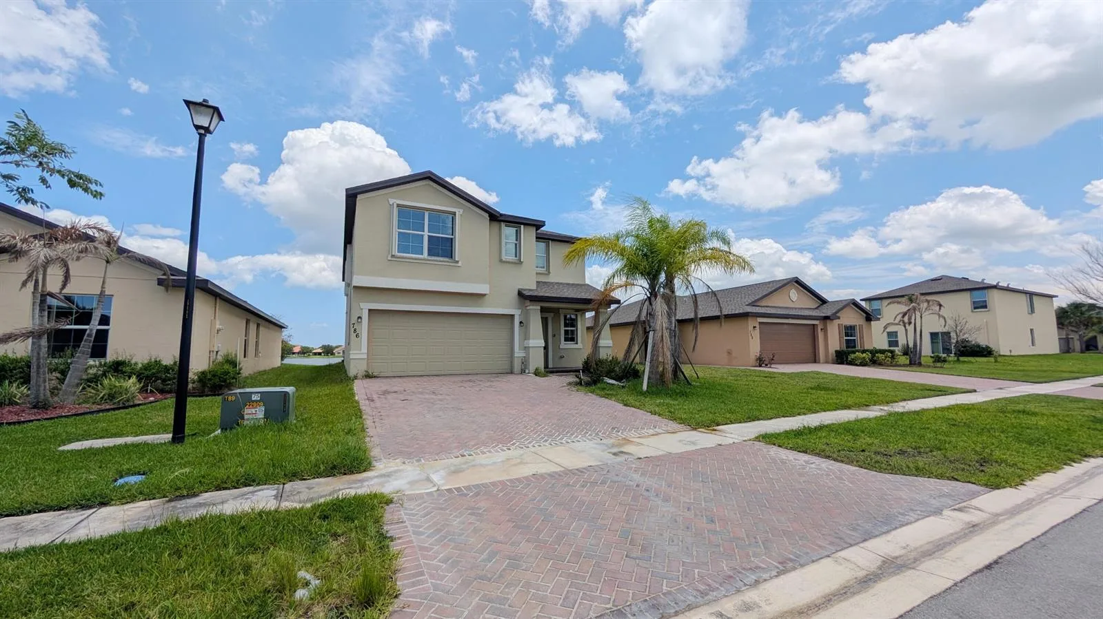 786 Worlington Lane, Fort Pierce, FL 34947 photo 2