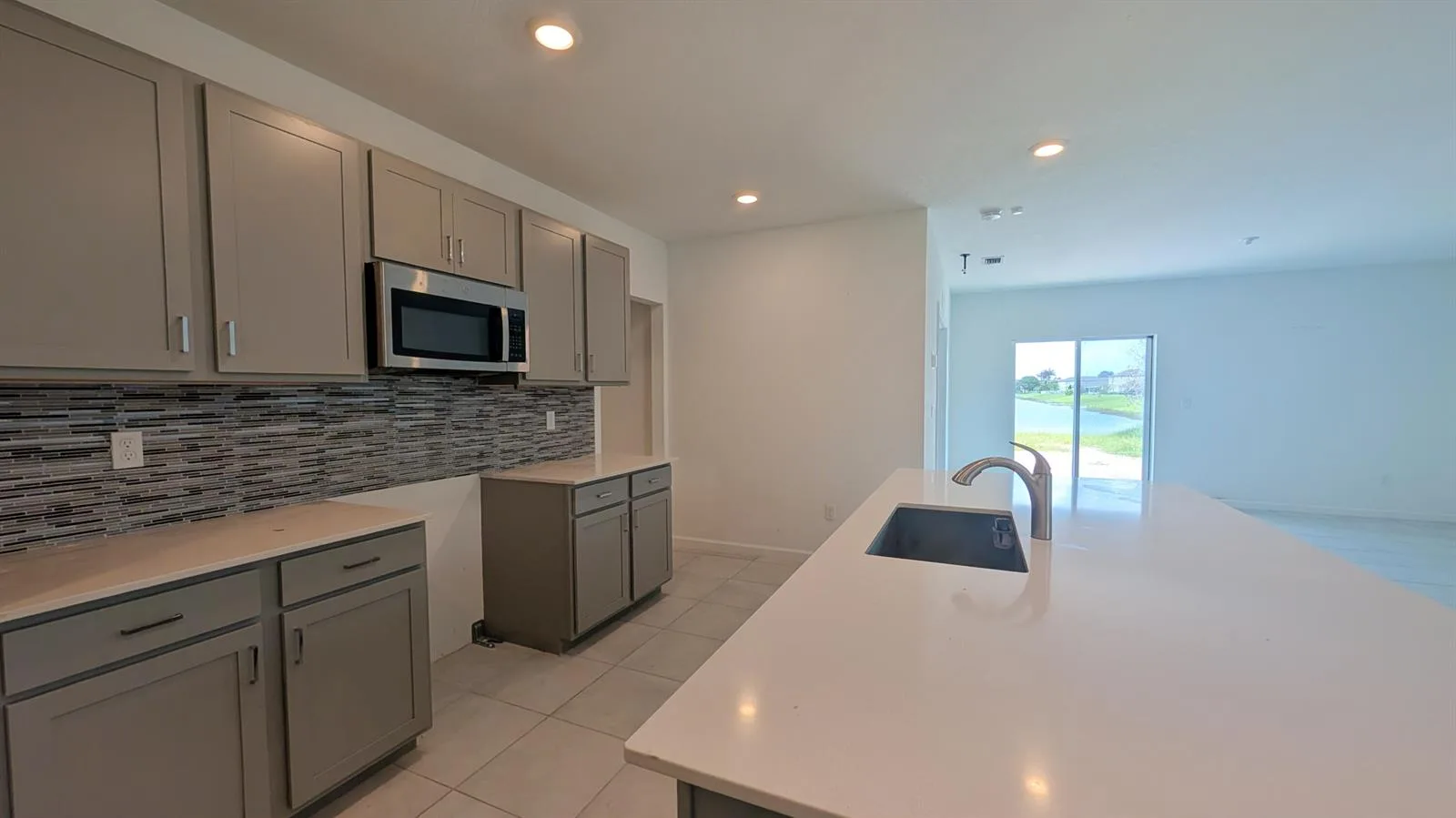 786 Worlington Lane, Fort Pierce, FL 34947 photo 9