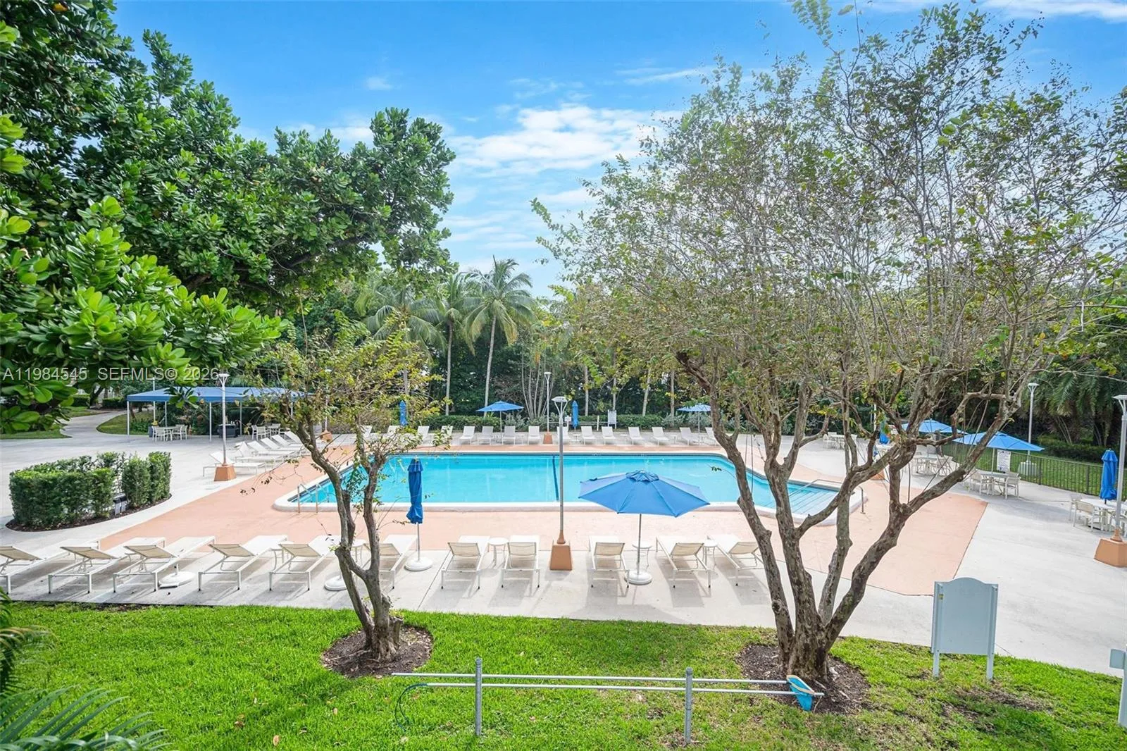 2851 NE 183rd St # 404E, Aventura, FL 33160 photo 3