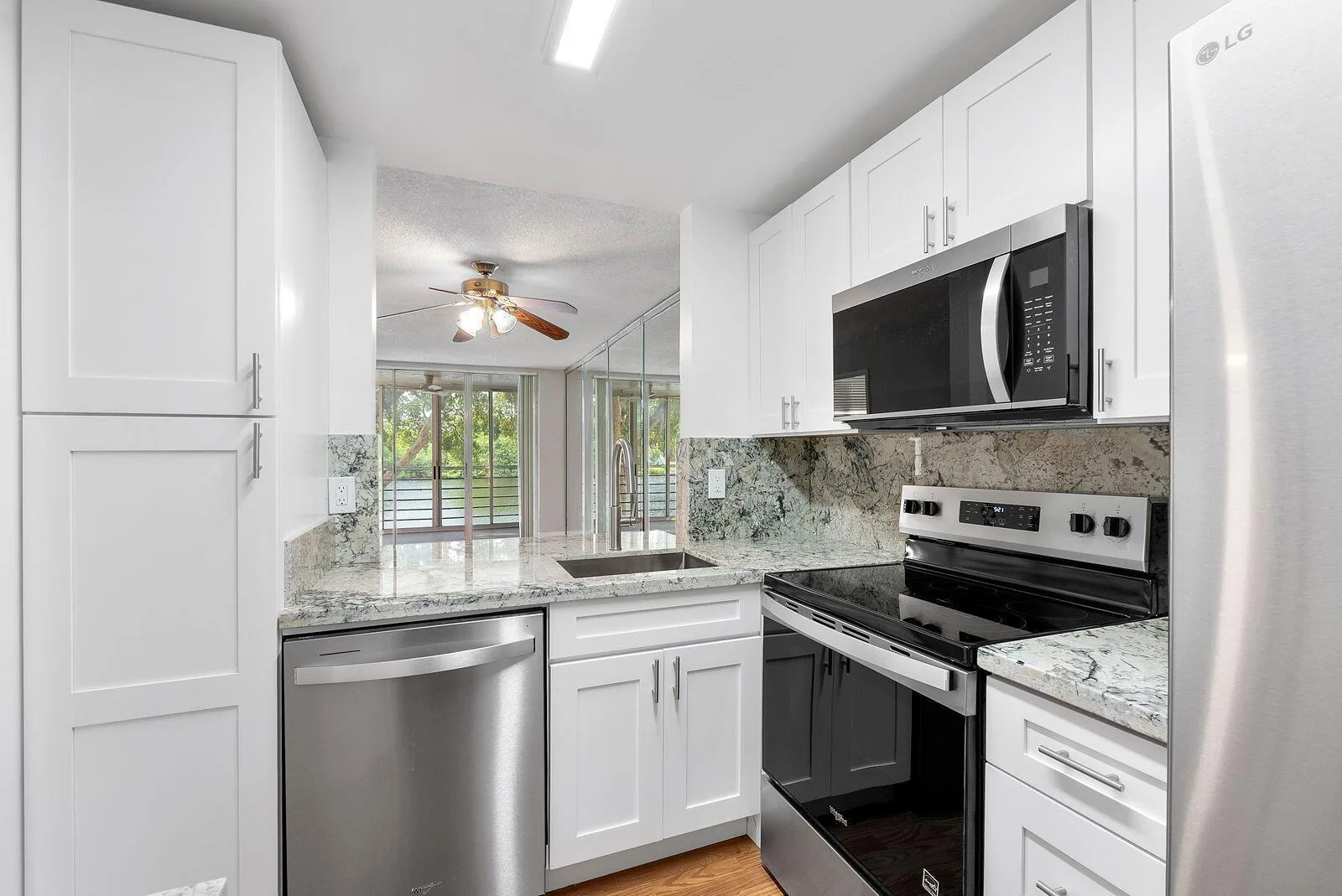 9450 Poinciana Place # 211, Davie, FL 33324 photo 2