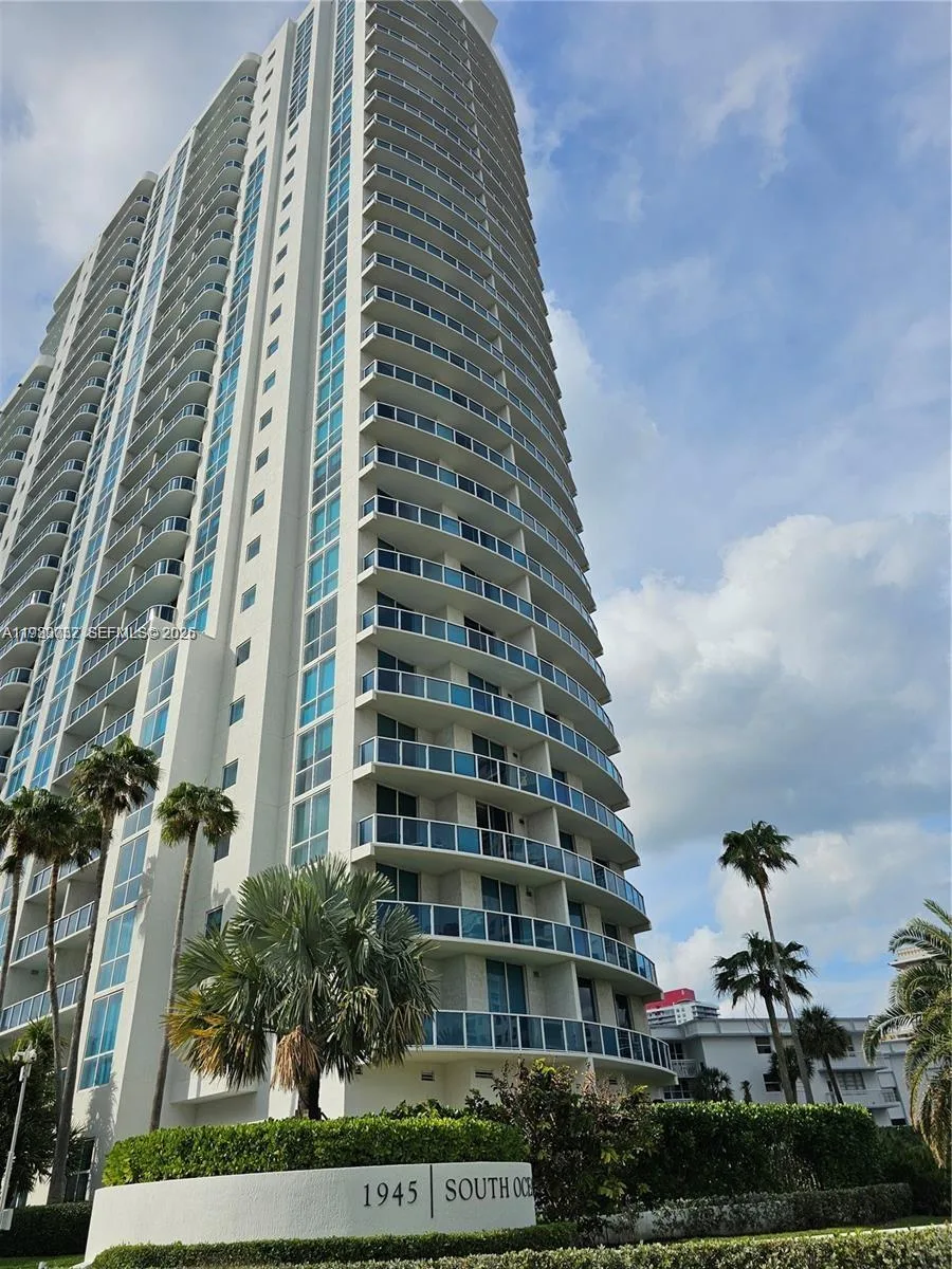 1945 S Ocean Dr # 807, Hallandale Beach, FL 33009