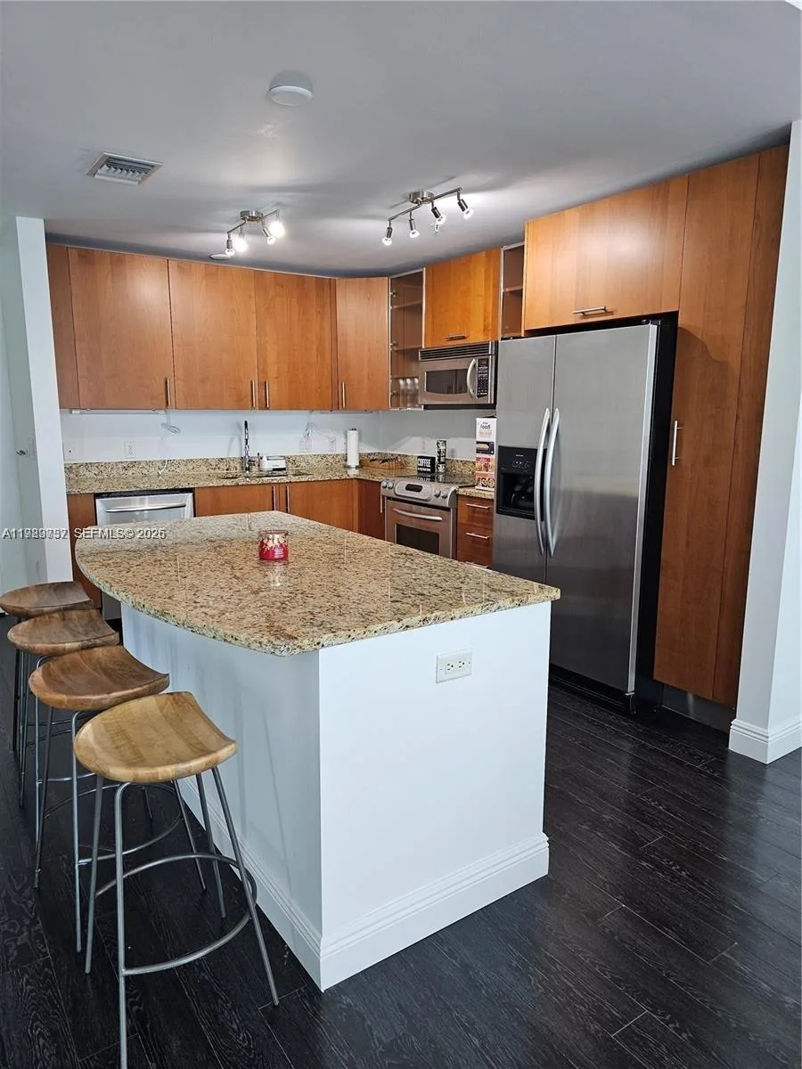 1945 S Ocean Dr # 807, Hallandale Beach, FL 33009 photo 11