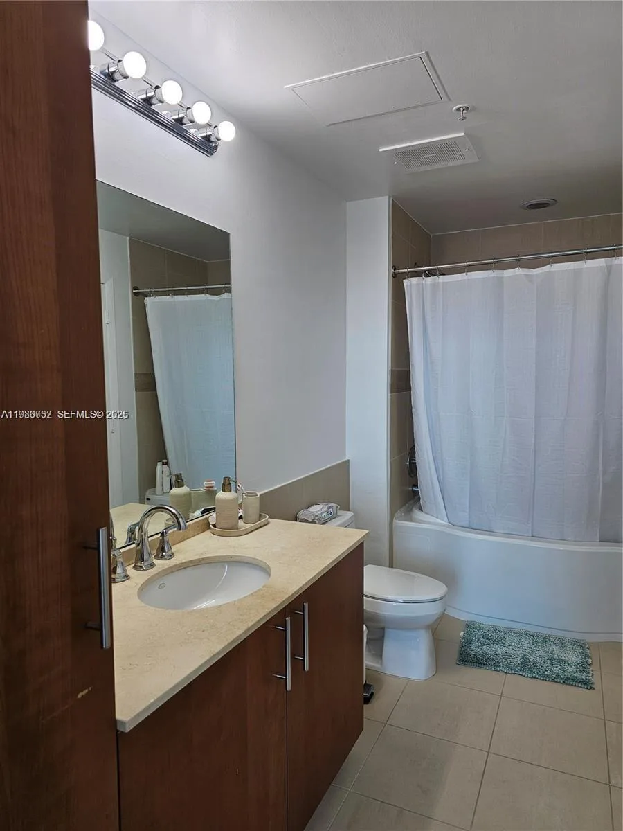 1945 S Ocean Dr # 807, Hallandale Beach, FL 33009 photo 9